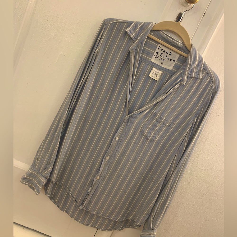 Frank & Eileen button up blue grey white XS